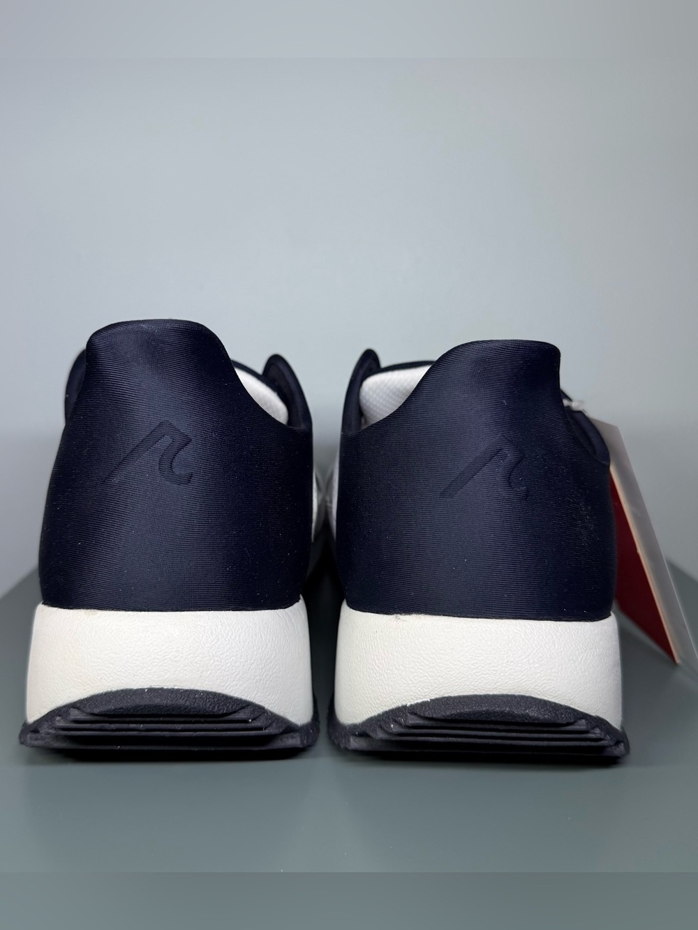 Redvanly Challenger Sneakers NWOB - Picture 5 of 8
